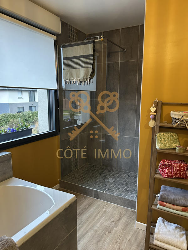 Maison - 118 m² - 4 pièces