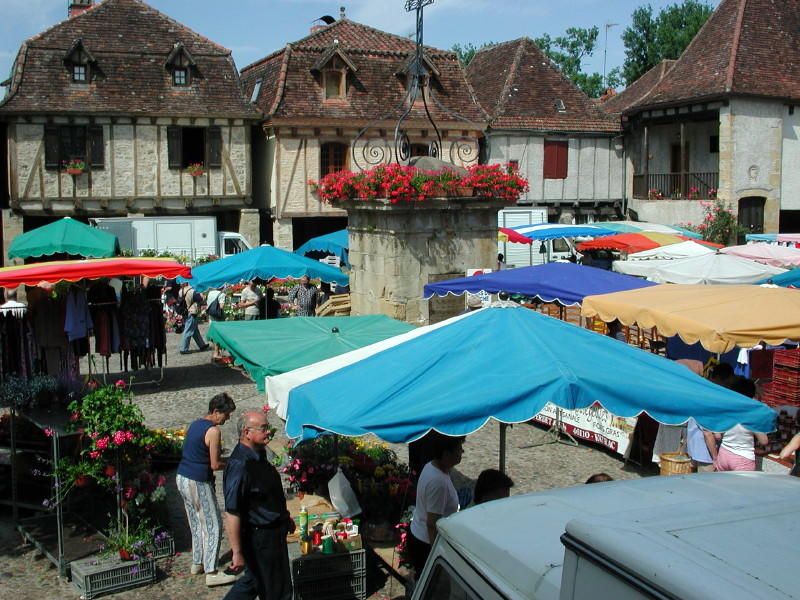 Marché à Bretenoux