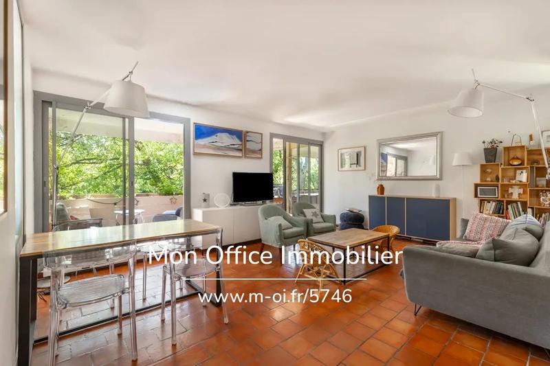 Appartement - 91 m² - 4 pièces