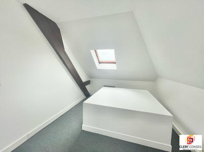 Bureau - 97 m²