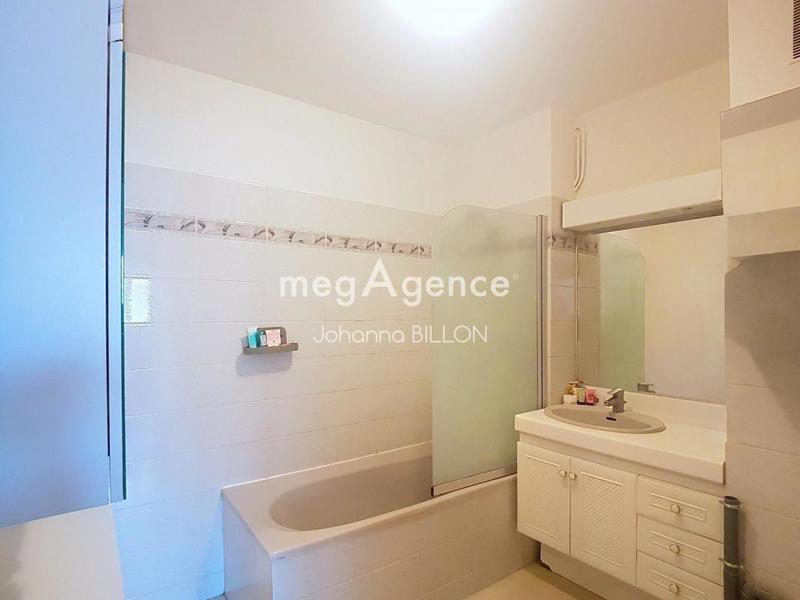 Appartement - 98 m² - 5 pièces