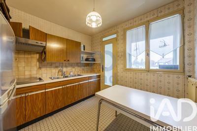 Appartement - 82 m² - 4 pièces