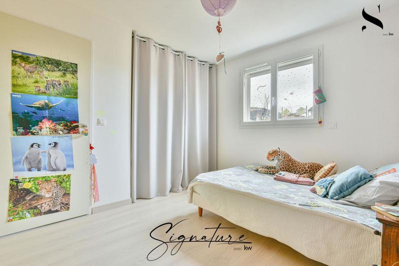 Pavillon - 94 m² - 5 pièces