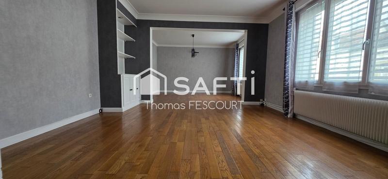 Maison - 215 m² - 7 pièces