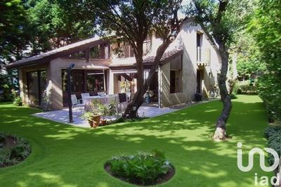 Maison - 97 m² - 6 pièces