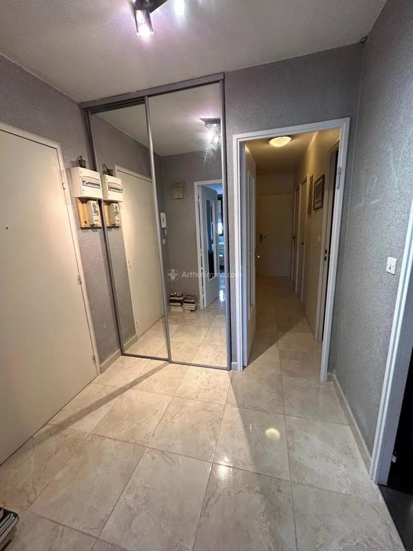 Appartement - 87 m² - 4 pièces