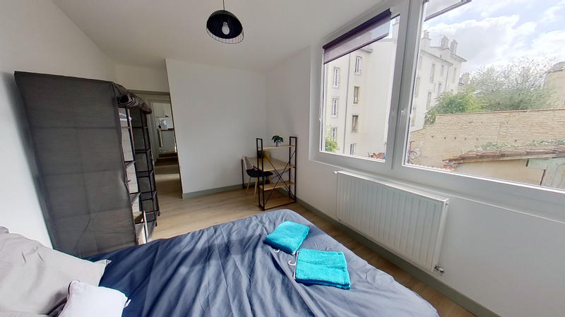 Appartement - 103 m² - 5 pièces