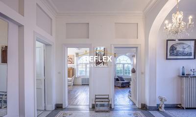 Maison - 317 m² - 12 pièces