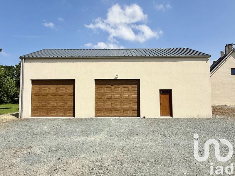 Maison - 305 m² - 11 pièces