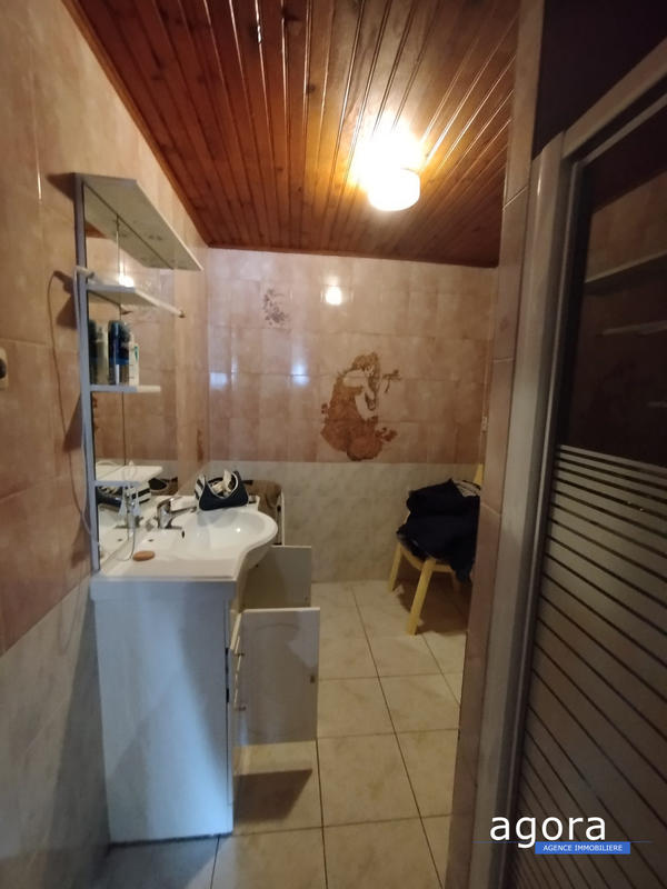 Maison - 90 m² - 5 pièces