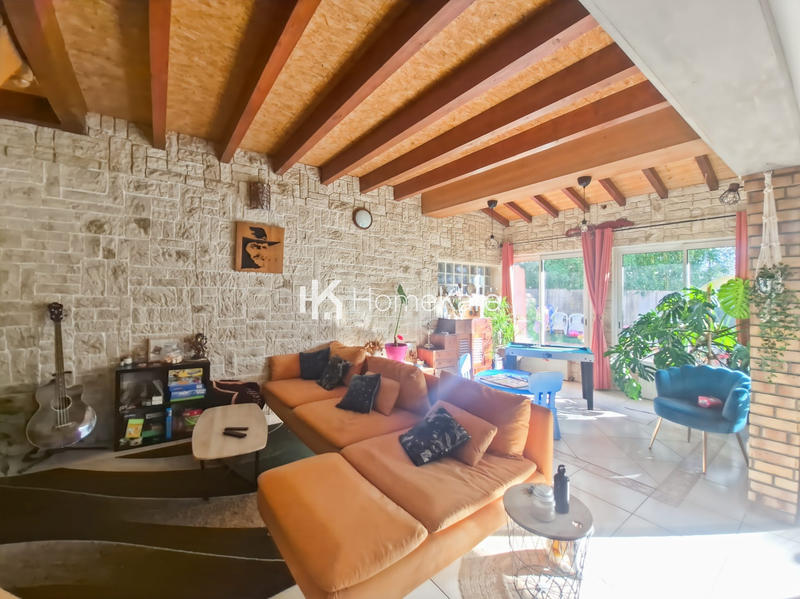 Maison - 190 m² - 8 pièces