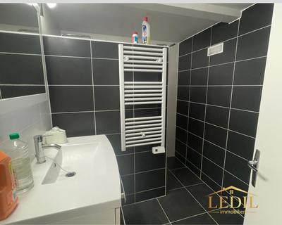 Maison de ville - 85 m² - 4 pièces