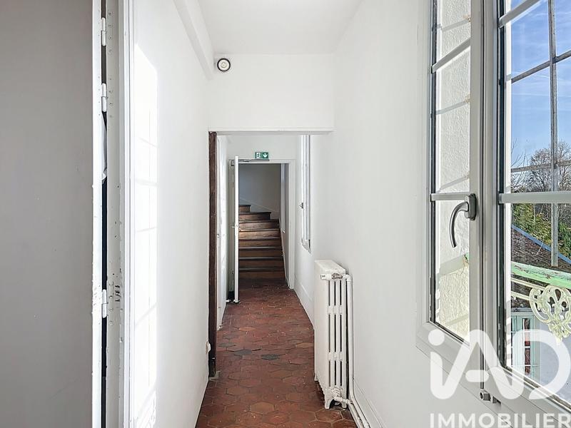 Maison - 244 m² - 10 pièces