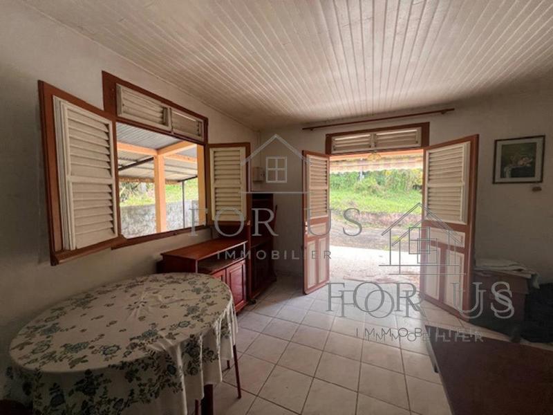 Maison - 100 m² - 6 pièces