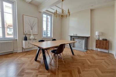 Maison de maîtres - 292 m² - 11 pièces