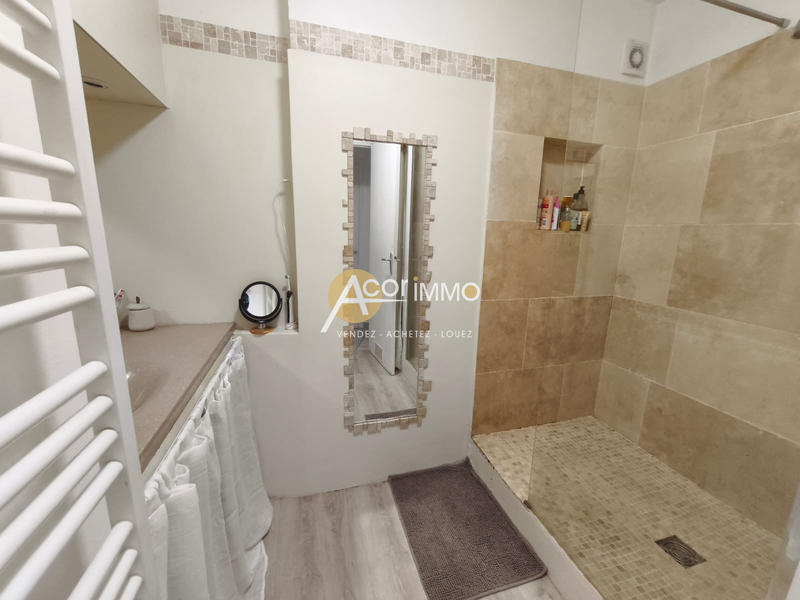 Appartement - 77 m² - 4 pièces