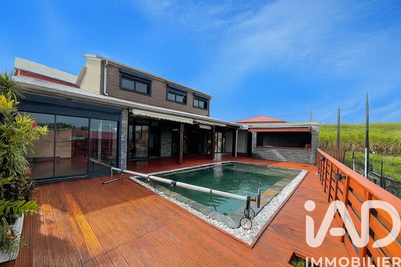 Maison - 170 m² - 7 pièces