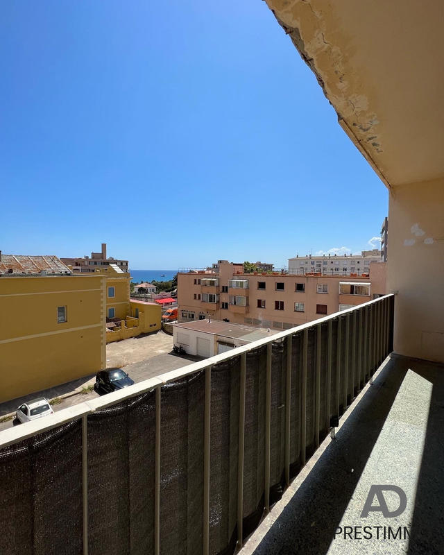 Appartement - 72 m² - 3 pièces