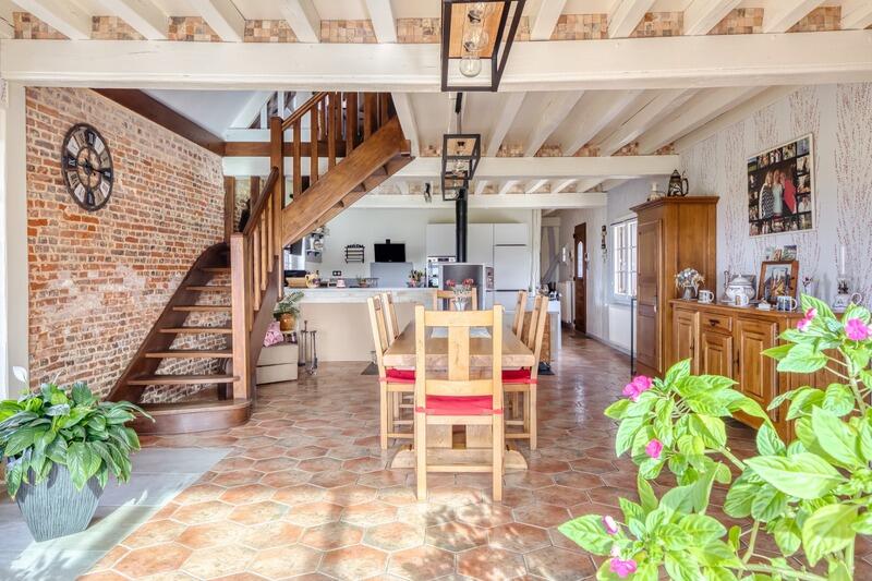 Maison - 193 m² - 8 pièces