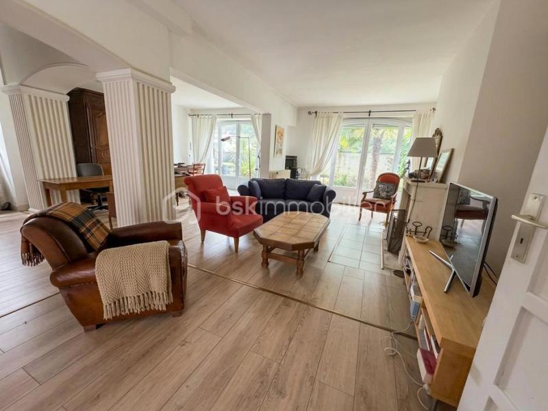 Maison ancienne - 167 m² - 8 pièces