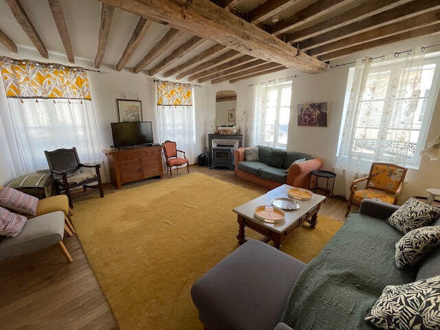 Maison - 407 m² - 16 pièces