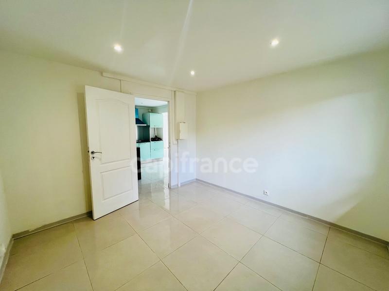 Maison - 65 m² - 4 pièces