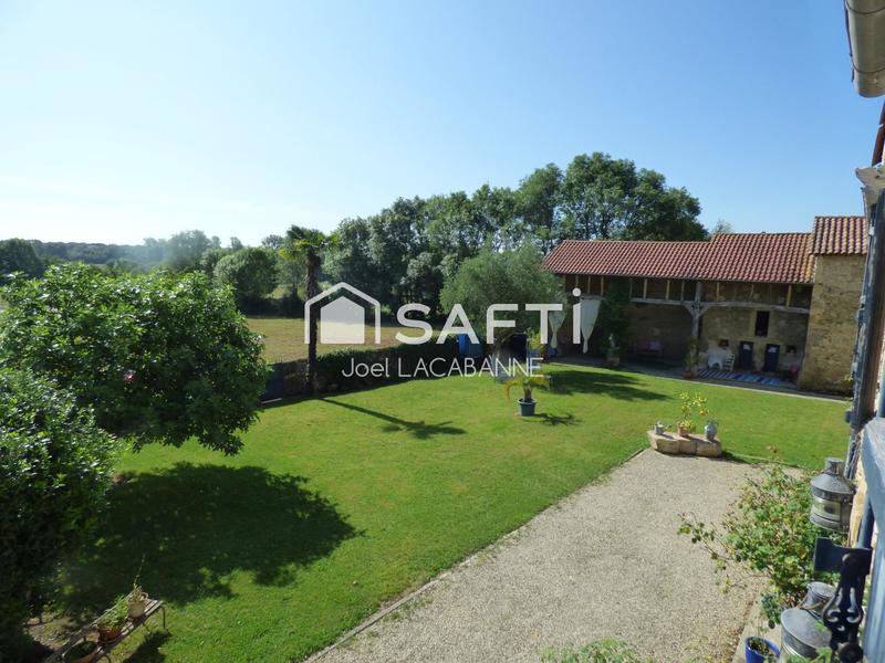 Maison - 260 m² - 7 pièces