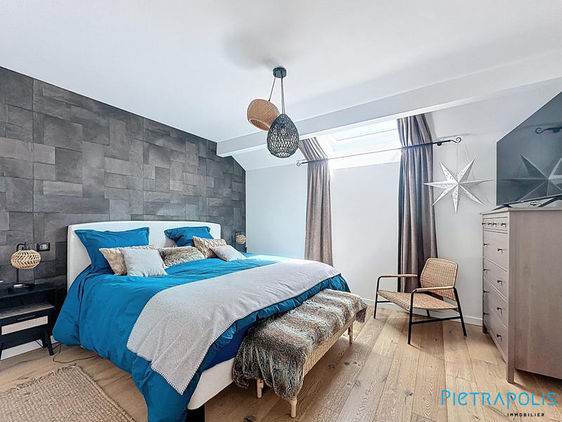 Villa - 195 m² - 6 pièces