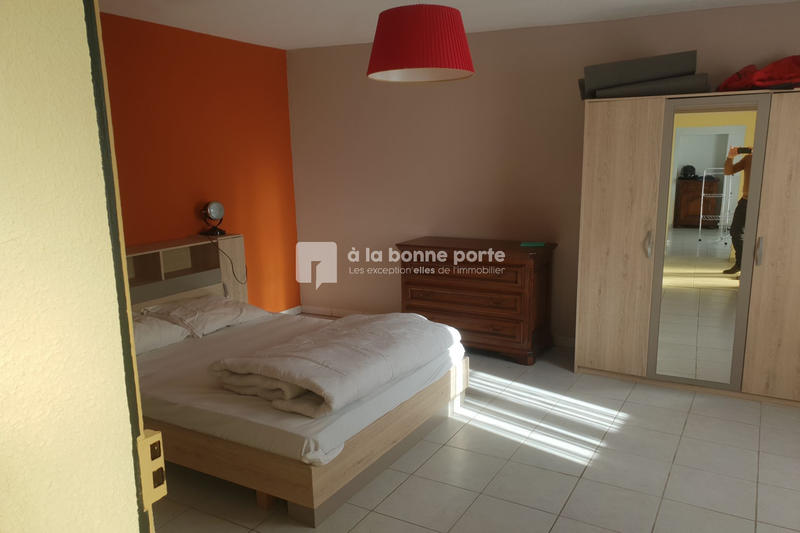 Maison - 273 m² - 6 pièces