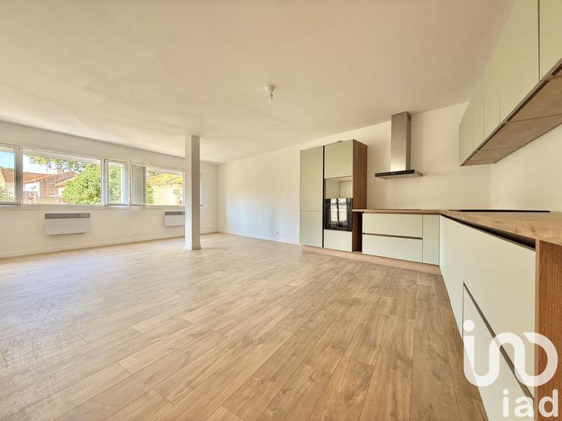 Appartement - 94 m² - 4 pièces