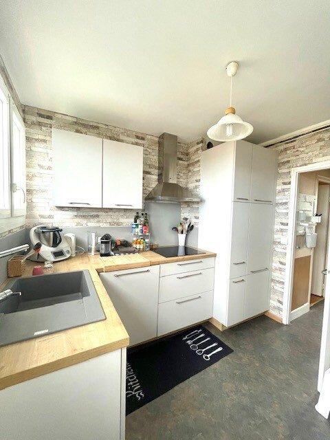 Appartement - 70 m² - 4 pièces