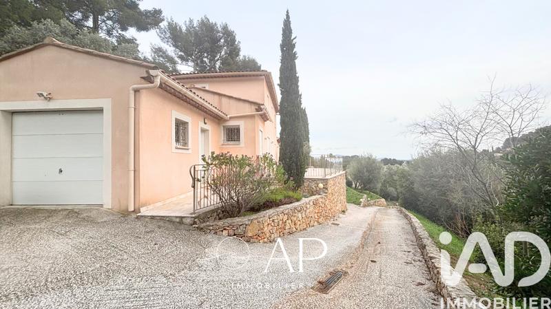 Maison de maîtres - 136 m² - 6 pièces