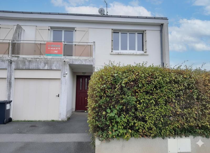 Pavillon - 90 m² - 5 pièces