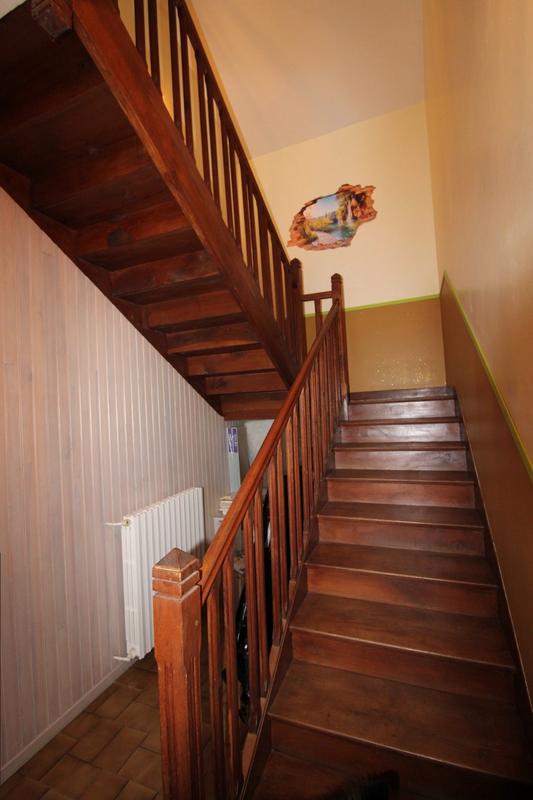 Corps de ferme - 300 m² - 6 pièces