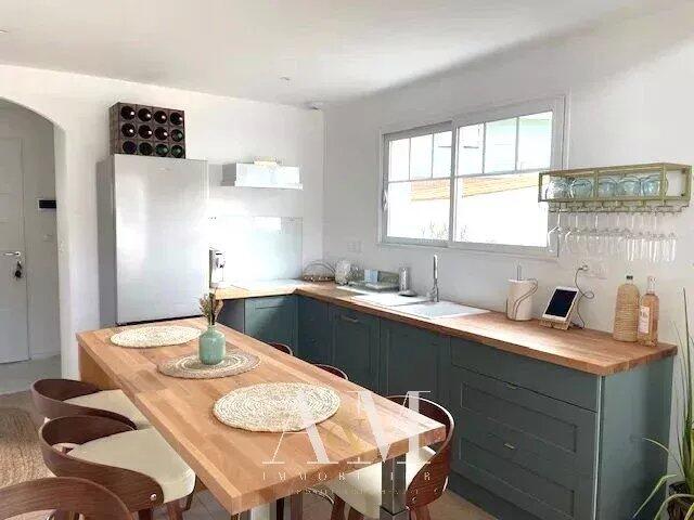 Villa - 130 m² - 5 pièces