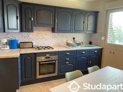 Chambre - 9 m² - 1 pièce