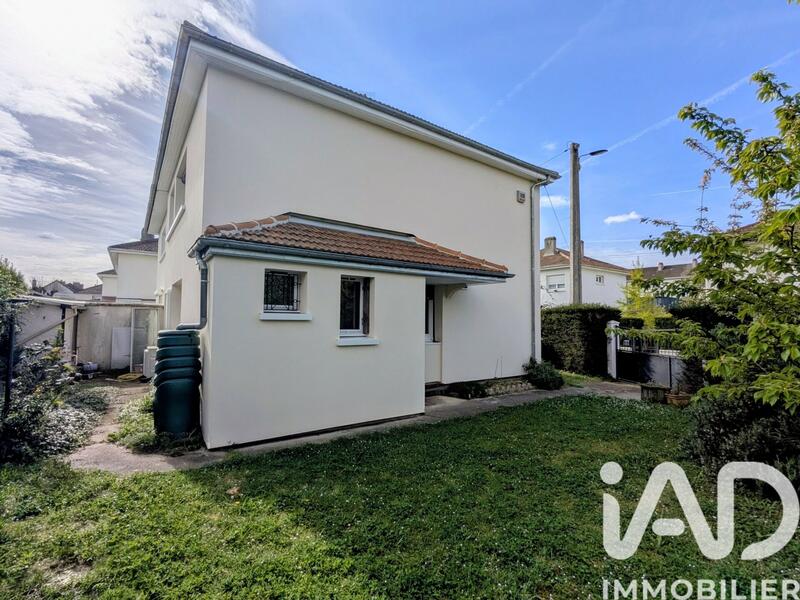 Maison - 80 m² - 4 pièces