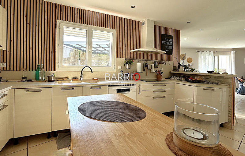 Maison - 105 m² - 4 pièces