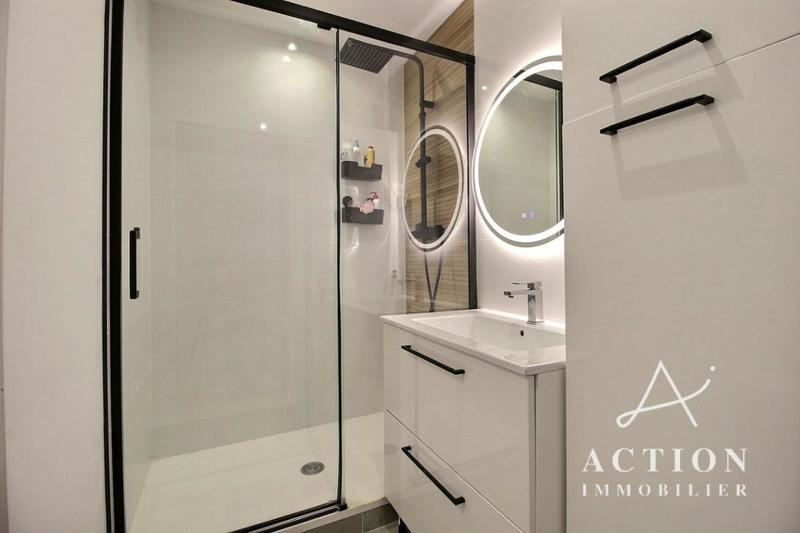 Appartement - 83 m² - 4 pièces