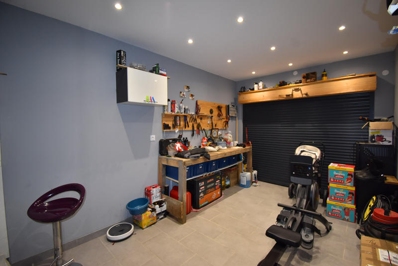 Villa - 90 m² - 4 pièces