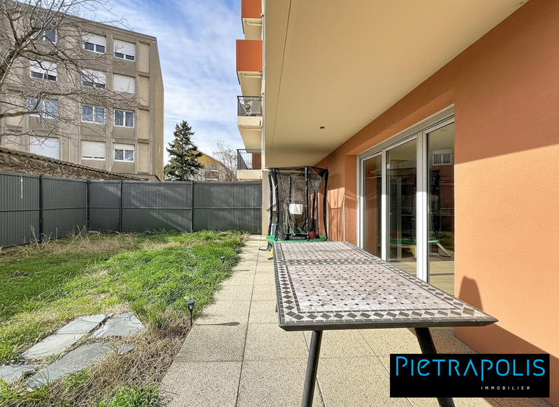 Appartement - 83 m² - 4 pièces