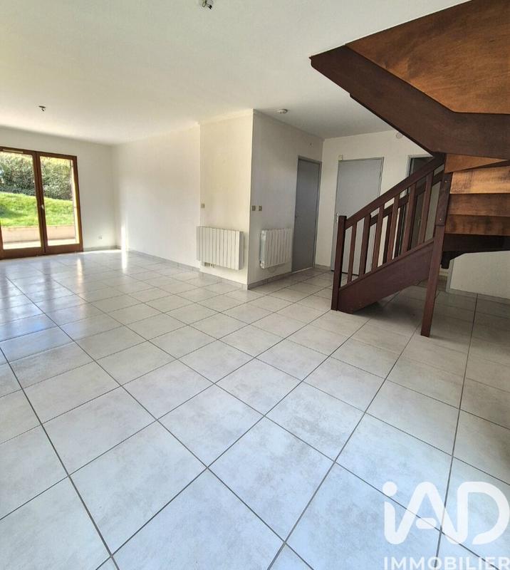 Maison - 97 m² - 5 pièces