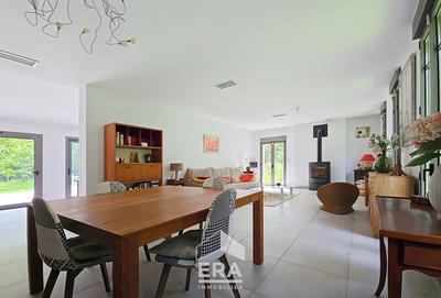 Maison - 142 m² - 5 pièces