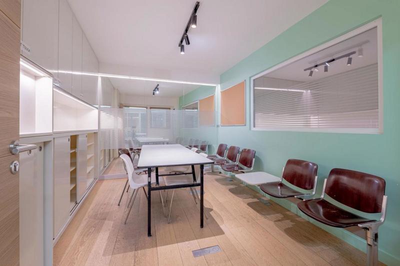 Local commercial - 299 m²