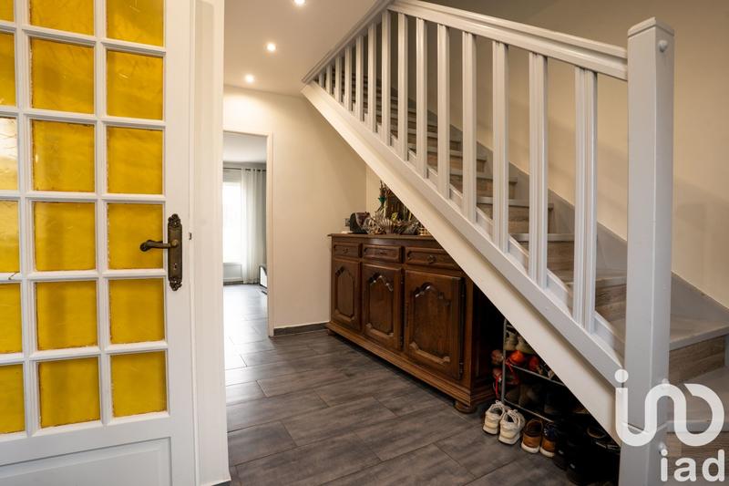 Maison - 92 m² - 6 pièces