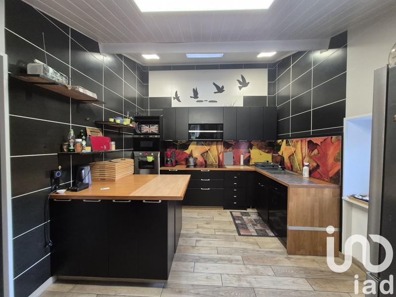 Maison - 220 m² - 6 pièces