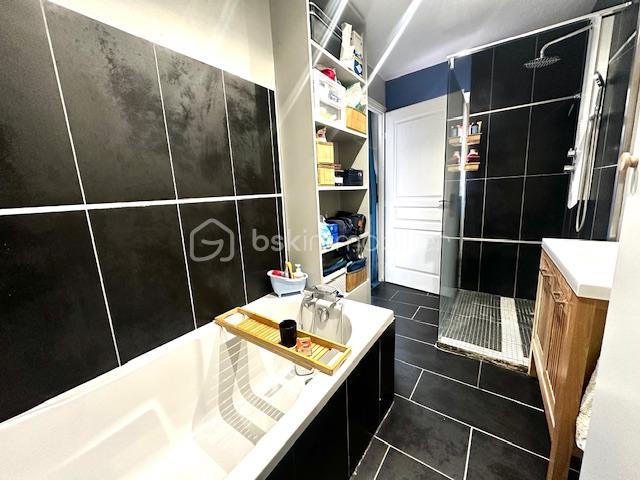 Maison de ville - 85 m² - 5 pièces