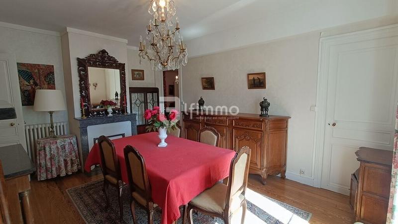 Maison de ville - 180 m² - 4 pièces