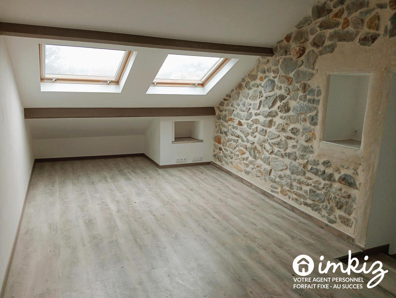 Maison - 370 m² - 10 pièces