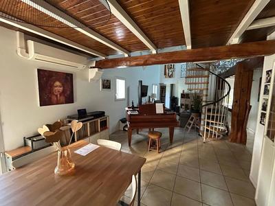 Maison - 175 m² - 5 pièces